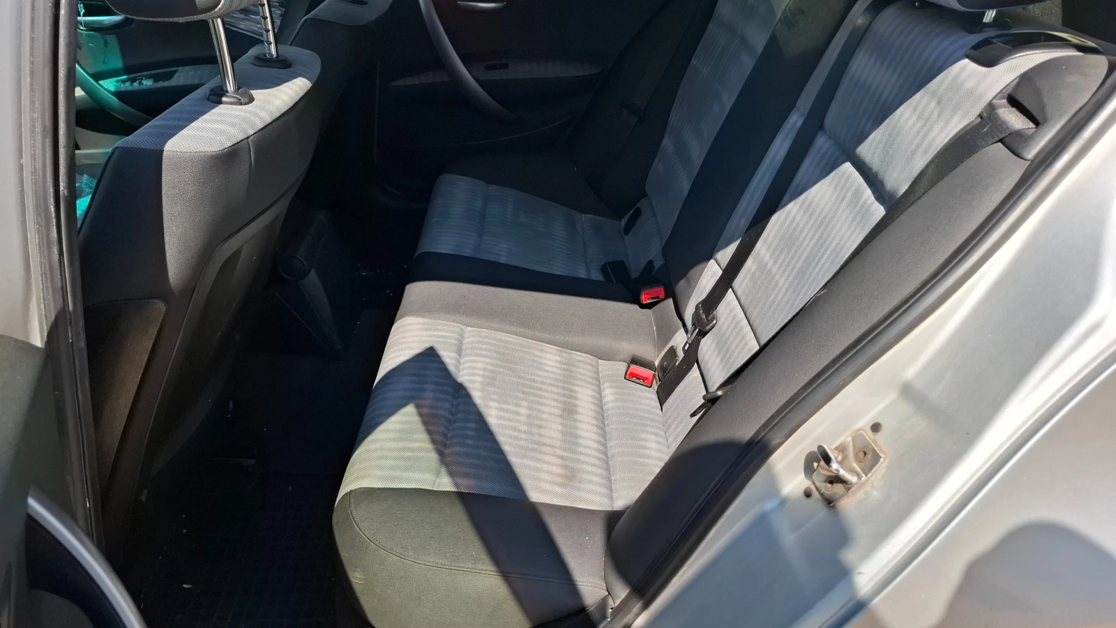 BMW 120 2.0D, снимка 10 - Автомобили и джипове - 55199941