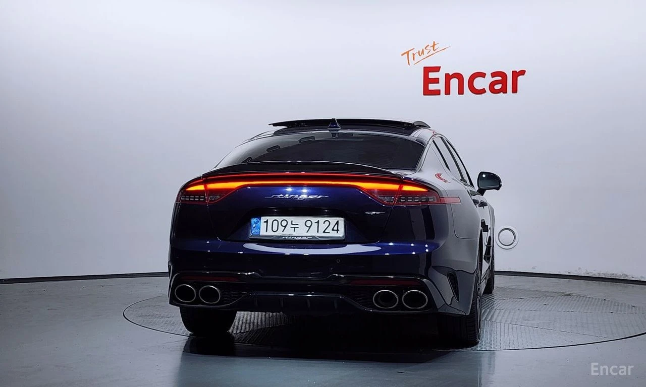 Kia Stinger 3.3* TURBO* GT* ПОДГРЕВ* ОБДУХВАНЕ* ХЕДЪП* LANE* A, снимка 4 - Автомобили и джипове - 55403366