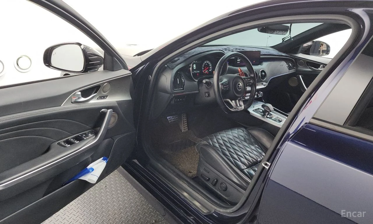 Kia Stinger 3.3* TURBO* GT* ПОДГРЕВ* ОБДУХВАНЕ* ХЕДЪП* LANE* A, снимка 5 - Автомобили и джипове - 55403366