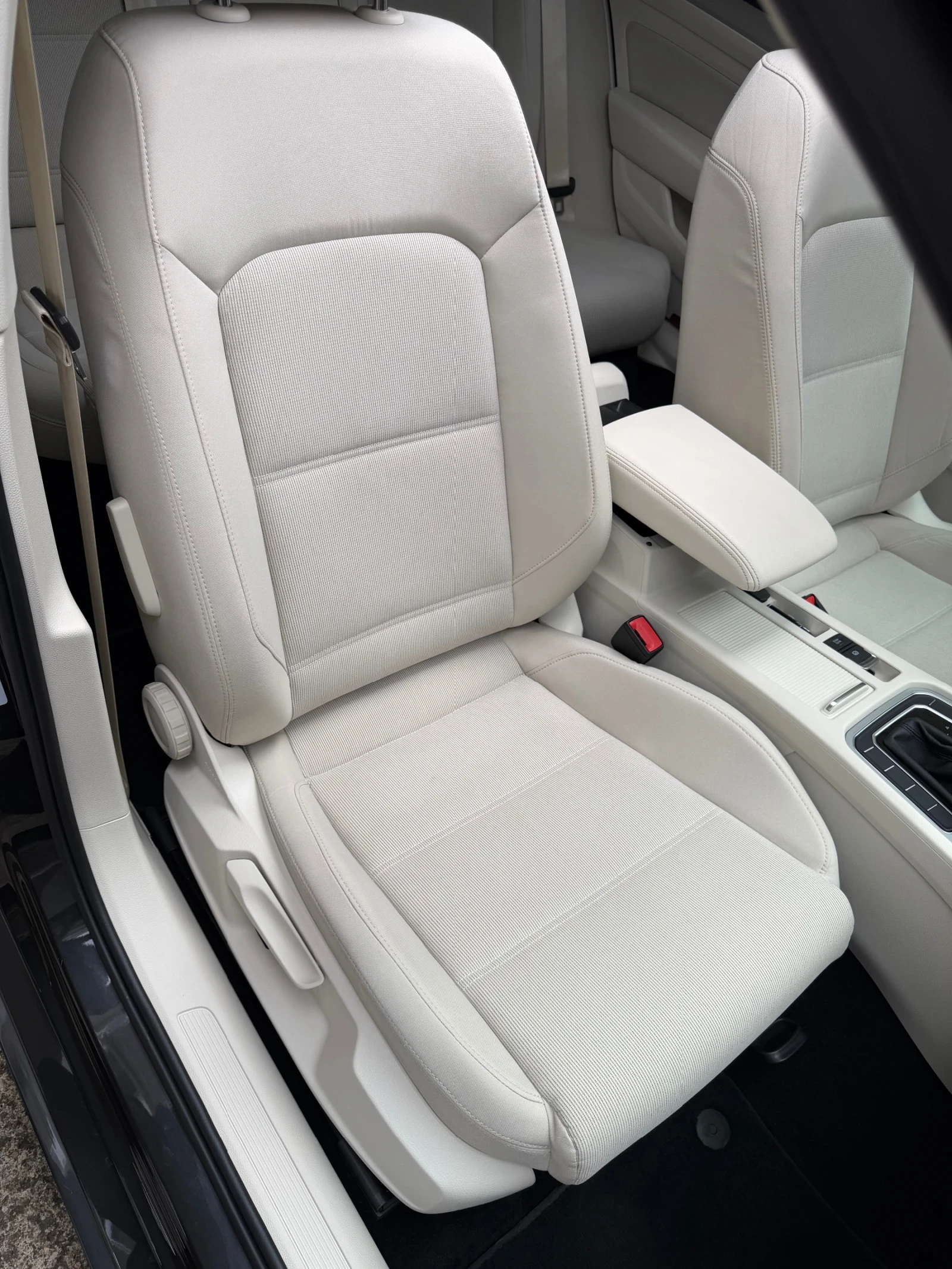 VW Passat 2.0TDI 7 DSG 169 хил.км., снимка 11 - Автомобили и джипове - 55428196