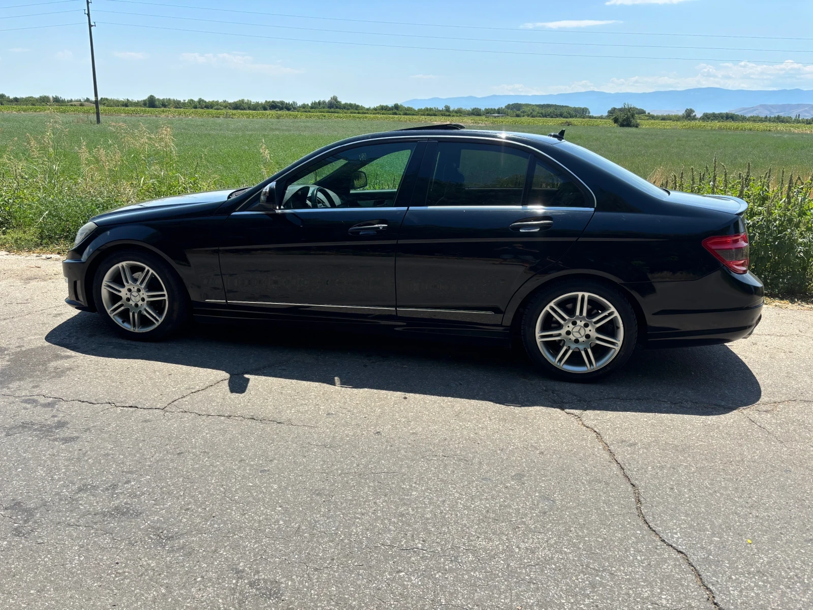 Mercedes-Benz C 300 AMG pack / газ / 4matic, снимка 5 - Автомобили и джипове - 55467275