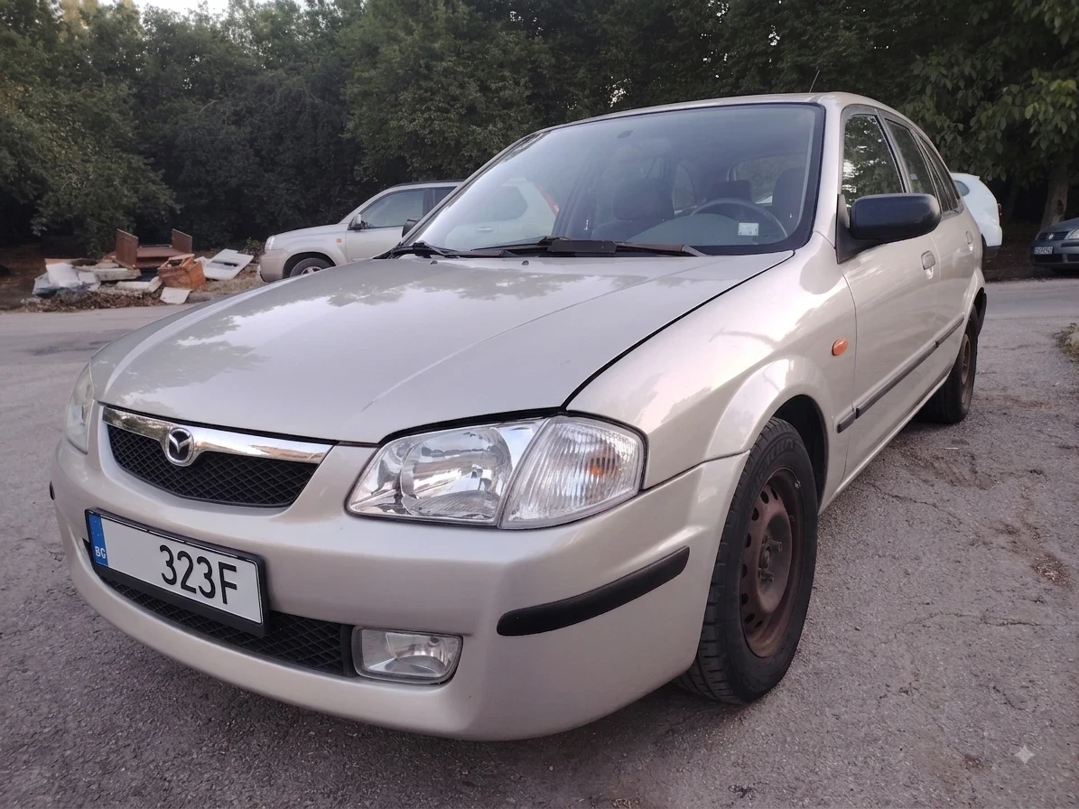 Mazda 323 F, снимка 2 - Автомобили и джипове - 55631848
