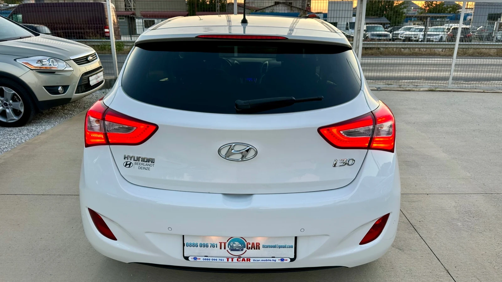 Hyundai I30 1.4i 100к. 6-скор.Нави! Климатроник! Лед!, снимка 5 - Автомобили и джипове - 55694974