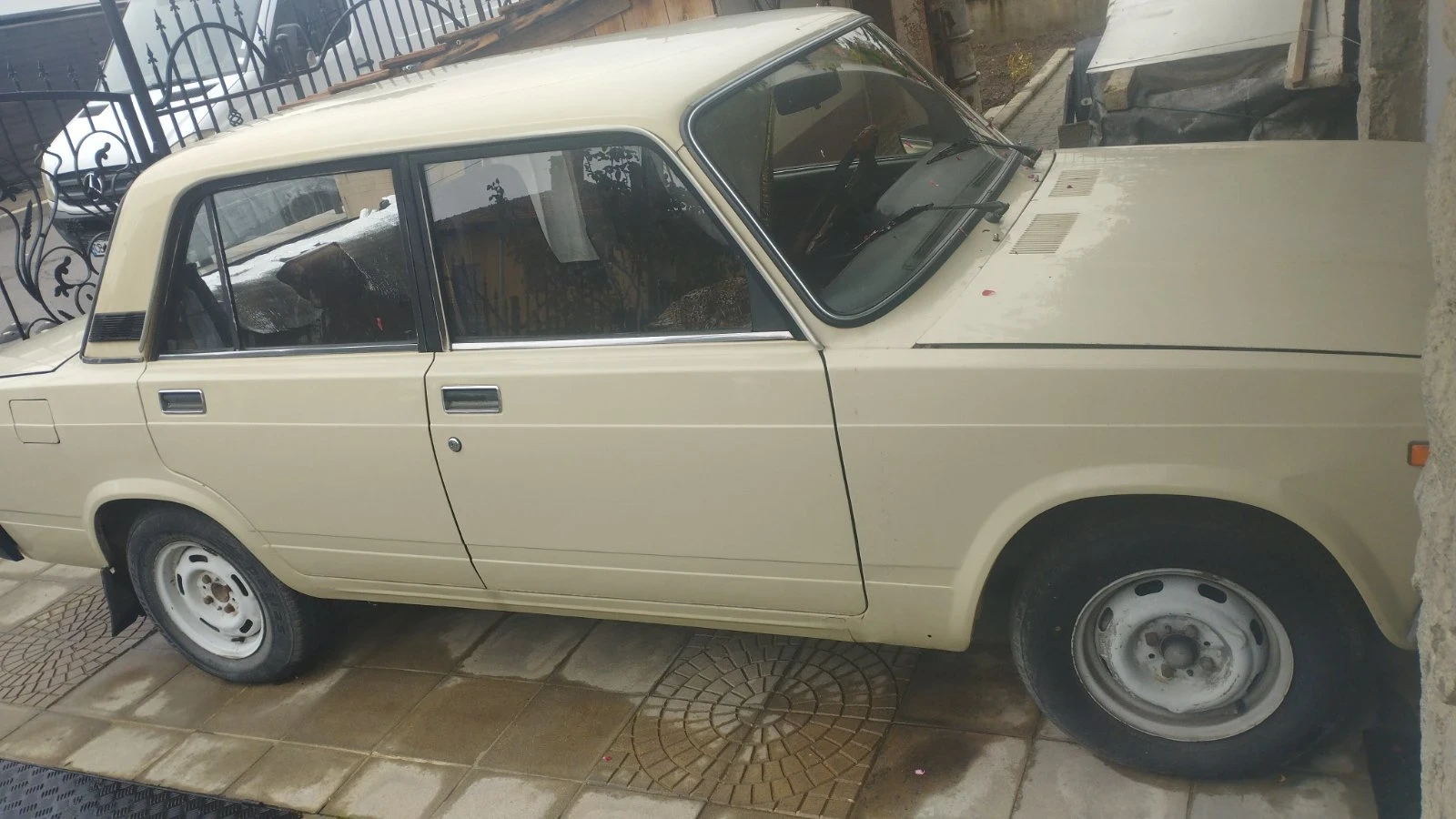 Lada 2107, снимка 2 - Автомобили и джипове - 55734297