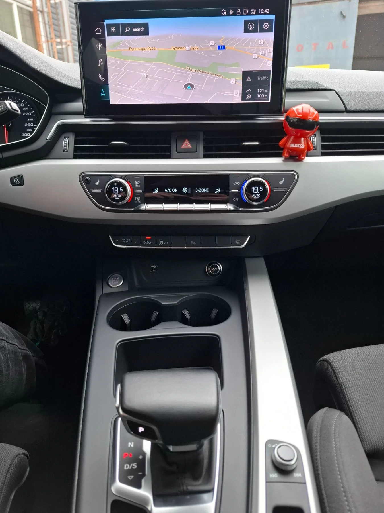 Audi A4 40 TDI 2.0 , 190 к.с 4х4, снимка 12 - Автомобили и джипове - 56162496