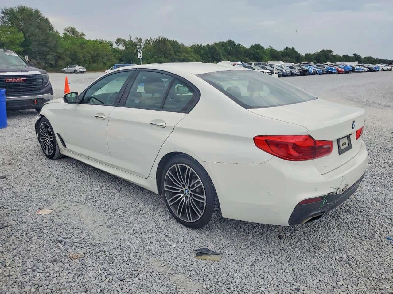 BMW 540 | CARFAX | АВТОФИНАНСИРАНЕ, снимка 2 - Автомобили и джипове - 56239550