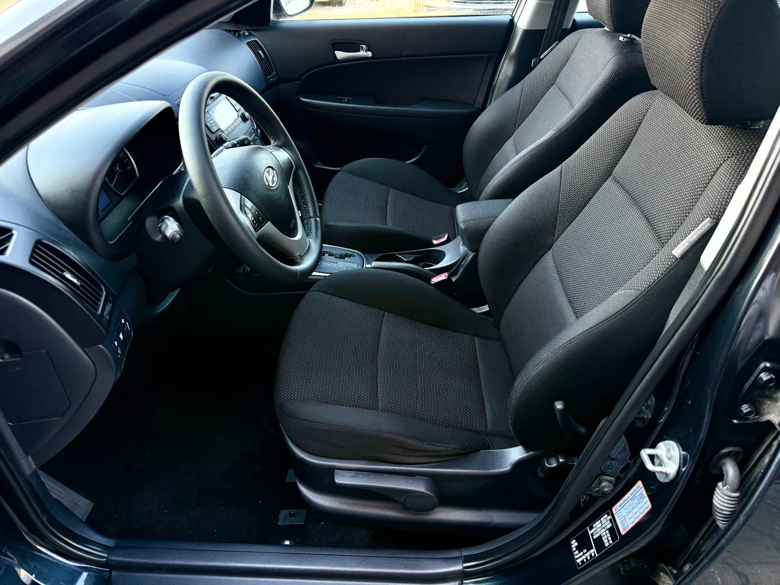Hyundai I30 1.6i-������-���������-2011� | Mobile.bg � ����������� 8