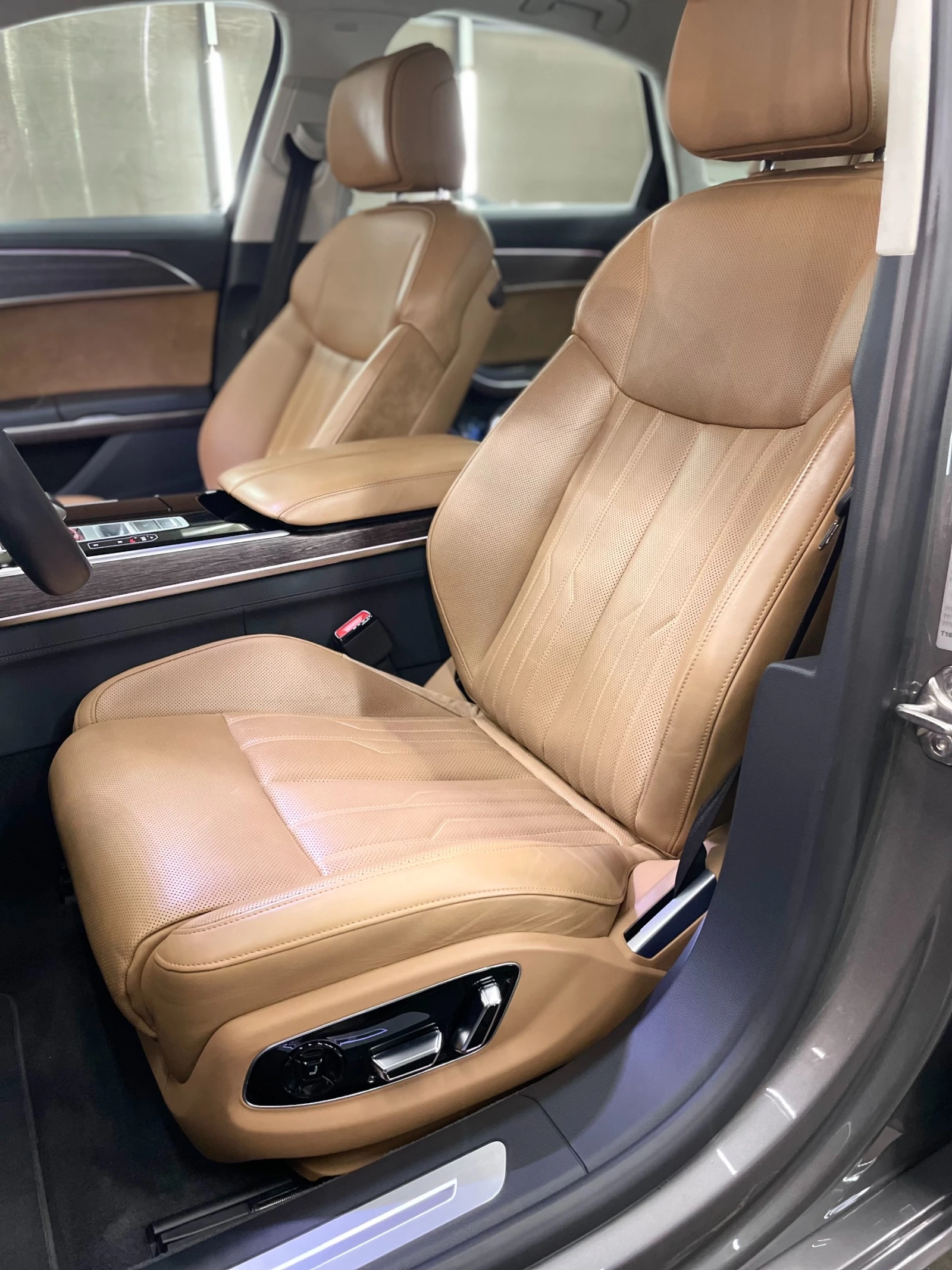 Audi A8 60 TDI, снимка 10 - Автомобили и джипове - 56726303