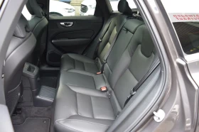 Volvo XC60 PLUS-BRIGHT/398HP/PANO/MEMO/360/H&K/NAVI/LED/396g, снимка 15