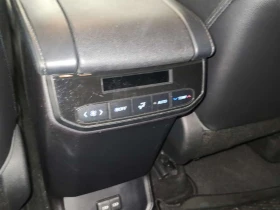 Toyota Highlander * Hybrid XLE * 2 КЛЮЧА * ПОДГРЕВИ * ДИСТРОНИК, снимка 9