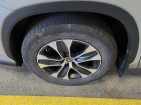 Toyota Highlander * Hybrid XLE * 2 КЛЮЧА * ПОДГРЕВИ * ДИСТРОНИК, снимка 7