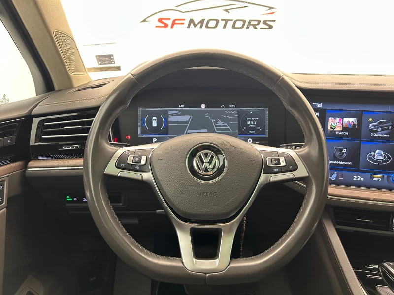 VW Touareg 3.0 TDI, снимка 11 - Автомобили и джипове - 50849459
