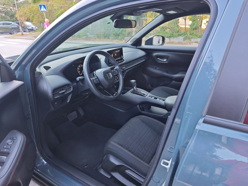 Honda Hr-v AWD  гаранция, снимка 8 - Автомобили и джипове - 51515677