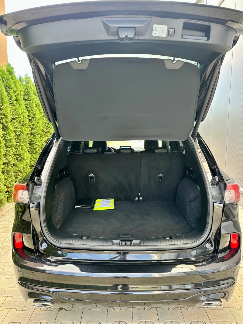 Ford Kuga ST-LINE 2.0 150кс 4* 4 АВТОМАТ, снимка 9 - Автомобили и джипове - 52191662