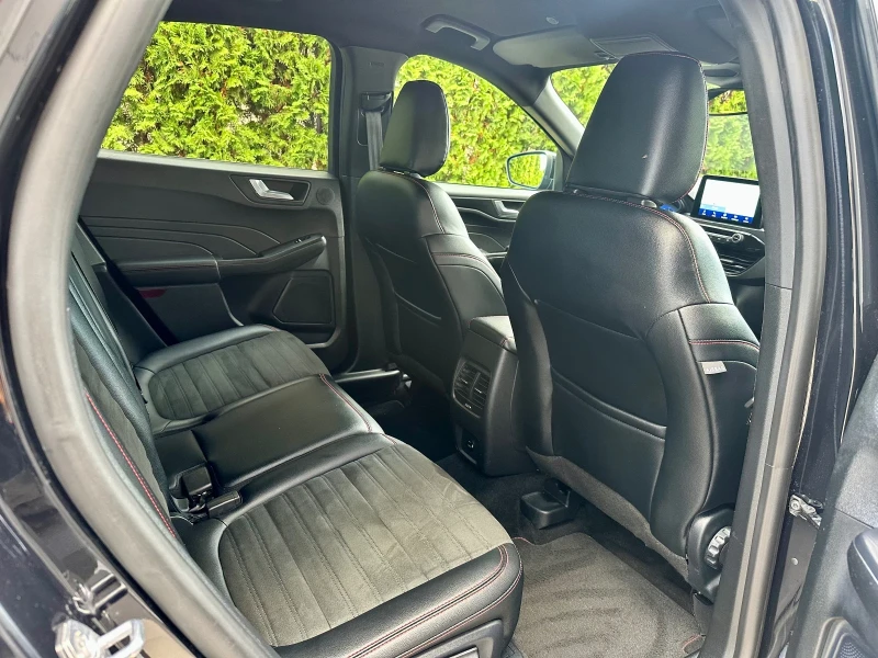 Ford Kuga ST-LINE 2.0 150кс 4* 4 АВТОМАТ, снимка 10 - Автомобили и джипове - 52191662