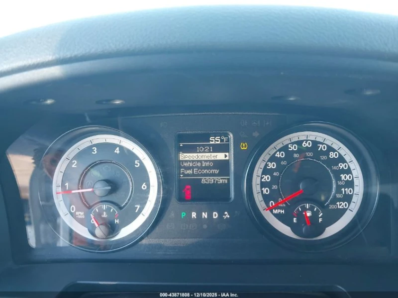 Dodge RAM 1500 5.7L V-8 VVT, 395HP 4X4 Drive, снимка 12 - Автомобили и джипове - 53284882