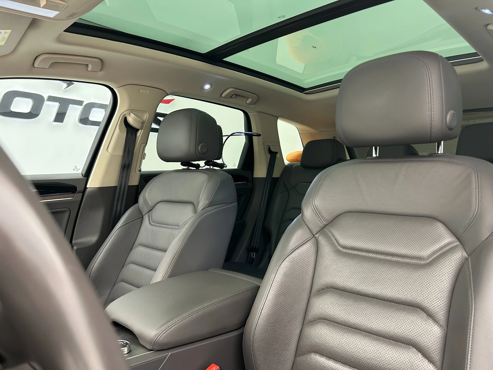 VW Touareg 3.0 TDI - изображение 8