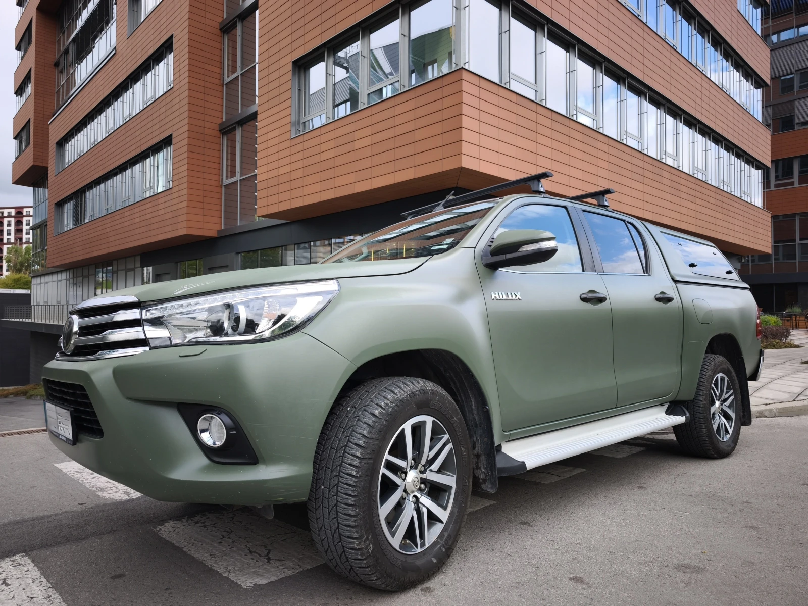 Toyota Hilux  - изображение 2