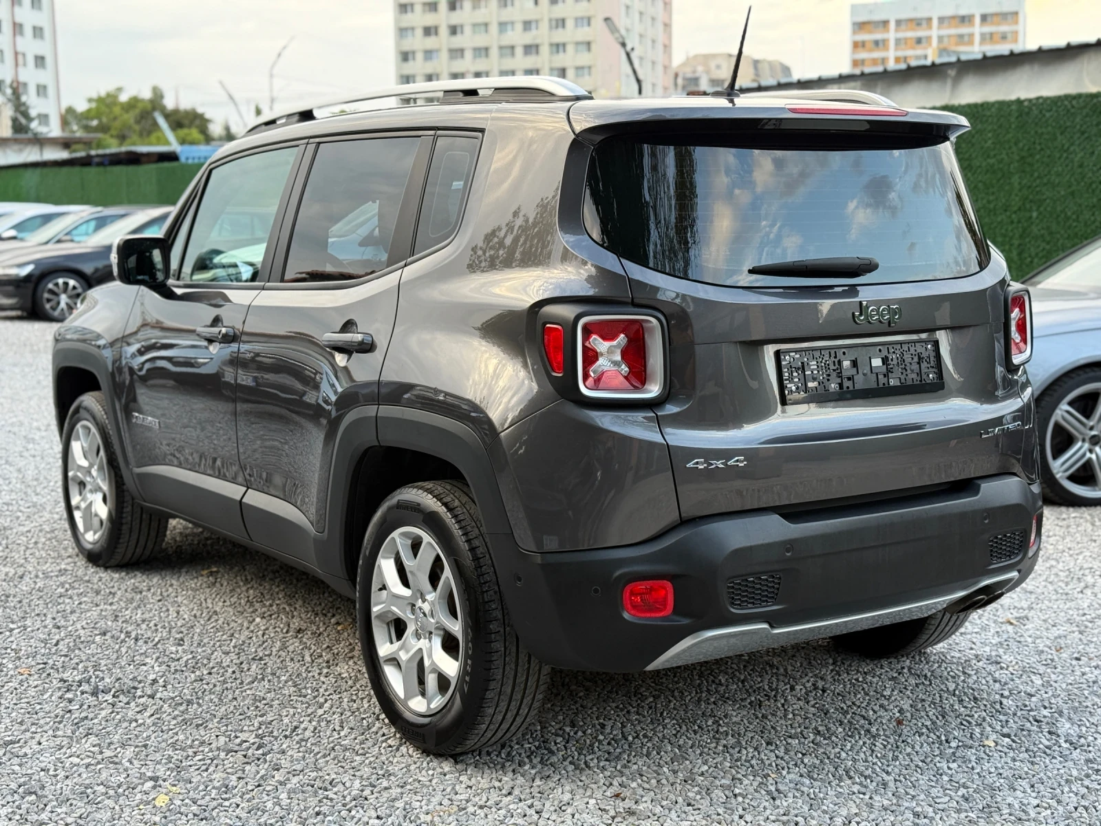 Jeep Renegade 2.0Mjt/4WD/Limited/ActiveDriveLow/140hp - изображение 5
