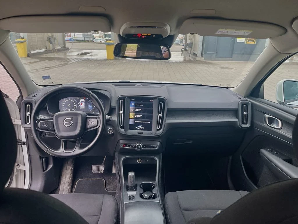 Volvo XC40 D3 - изображение 6