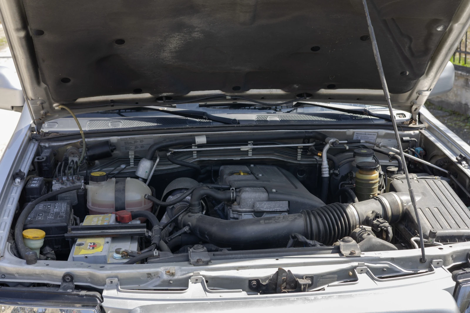 Opel Frontera B, снимка 17 - Автомобили и джипове - 54113369