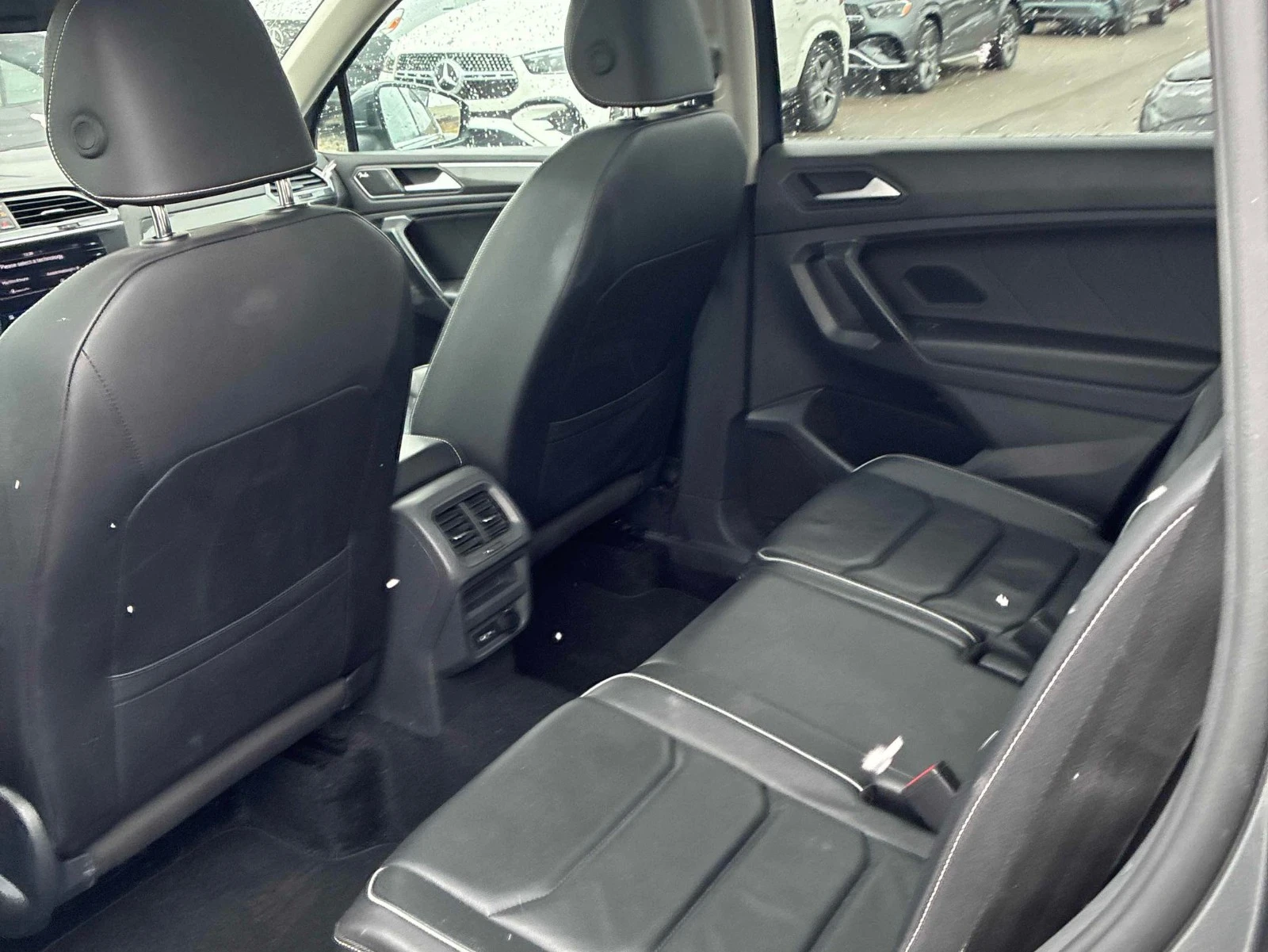 VW Tiguan HIGHLINE РЕГИСТРАЦИЯ & ОБСЛУЖВАНЕ, снимка 12 - Автомобили и джипове - 54145908