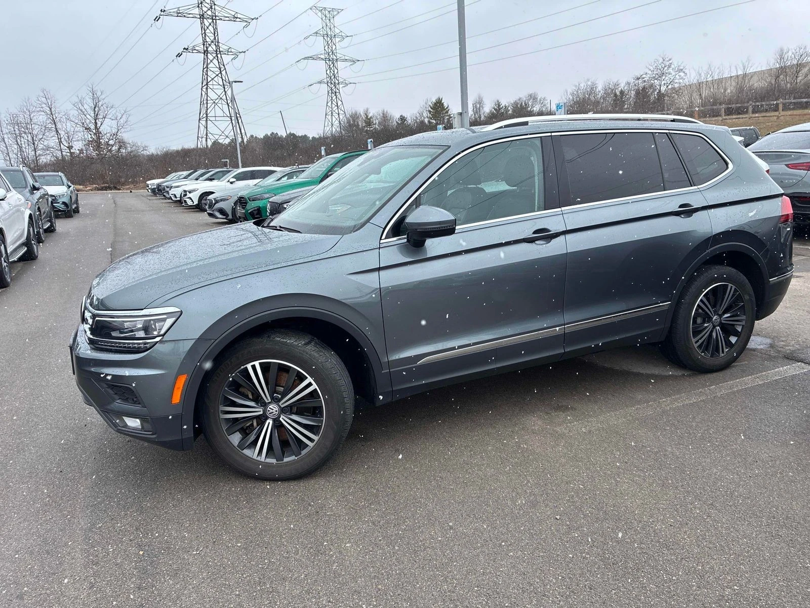 VW Tiguan HIGHLINE РЕГИСТРАЦИЯ & ОБСЛУЖВАНЕ, снимка 3 - Автомобили и джипове - 54145908