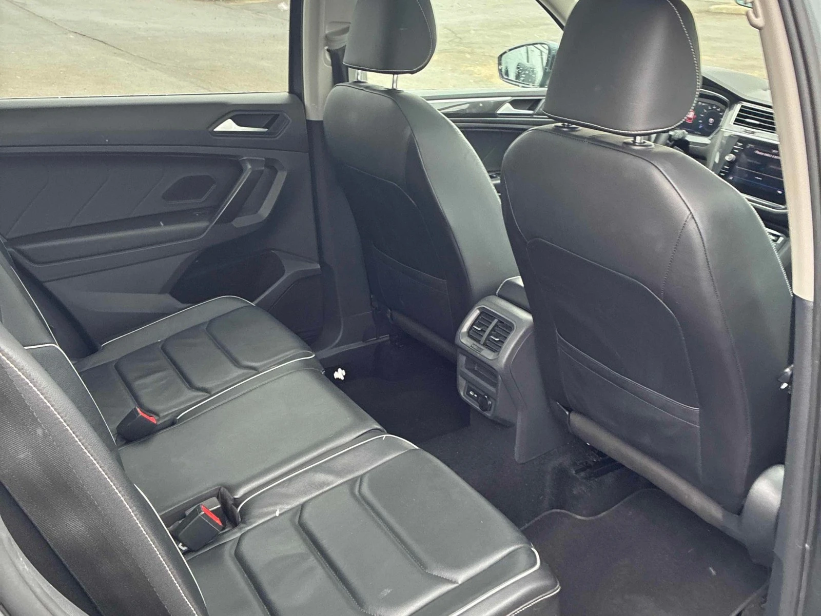 VW Tiguan HIGHLINE РЕГИСТРАЦИЯ & ОБСЛУЖВАНЕ, снимка 13 - Автомобили и джипове - 54145908