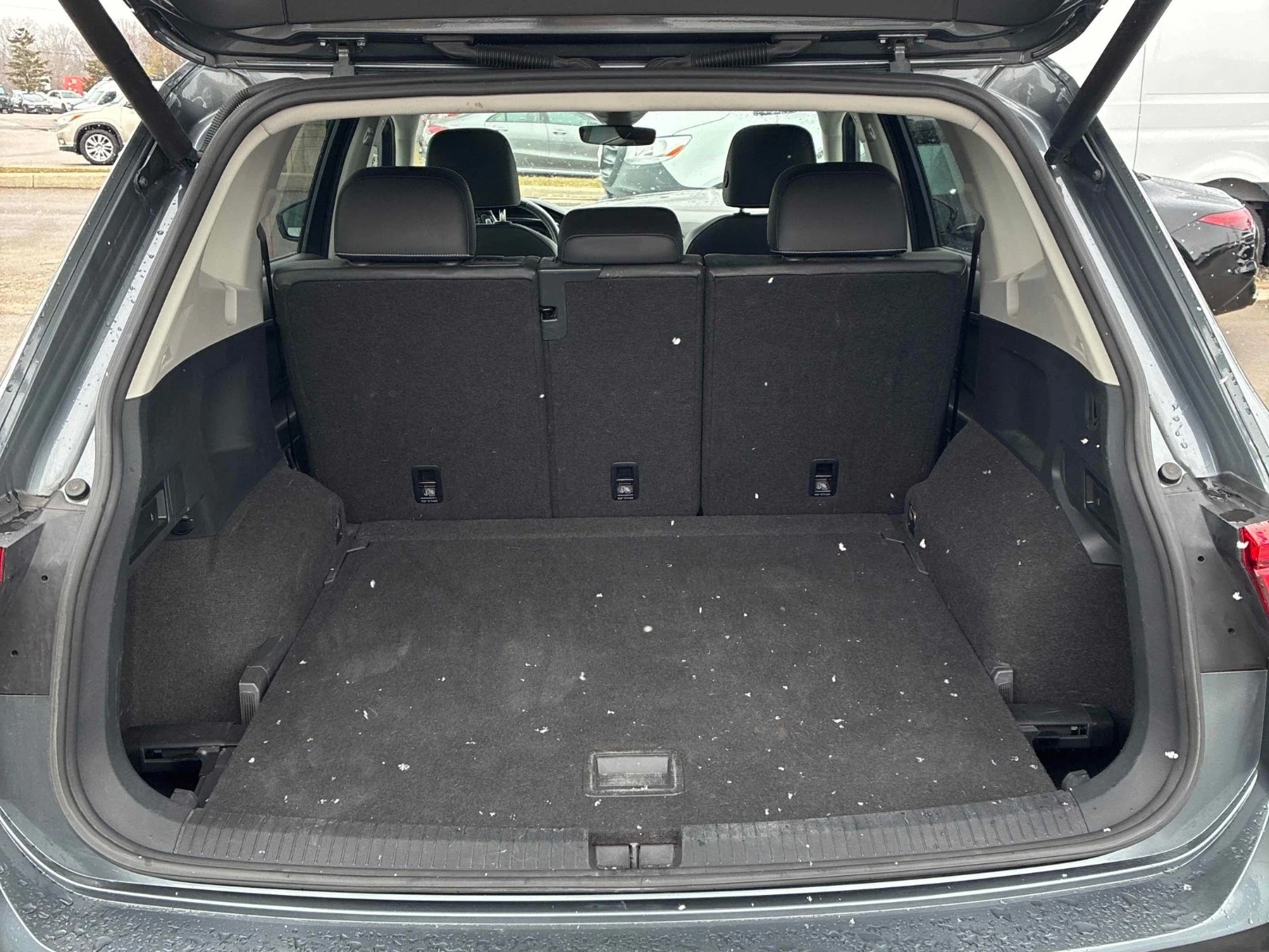 VW Tiguan HIGHLINE РЕГИСТРАЦИЯ & ОБСЛУЖВАНЕ, снимка 11 - Автомобили и джипове - 54145908