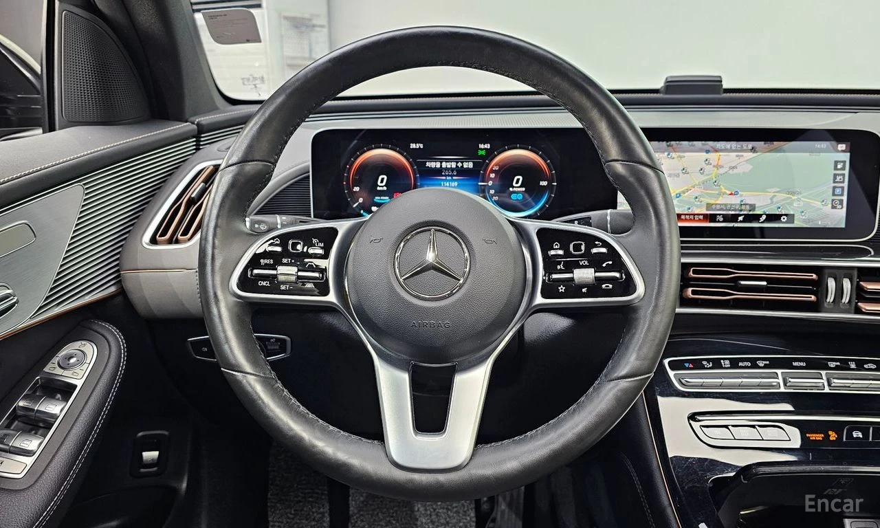 Mercedes-Benz EQC 400* 4MATIC* ПОДГРЕВ* ПАНО* 360 КАМ* , снимка 9 - Автомобили и джипове - 54424310