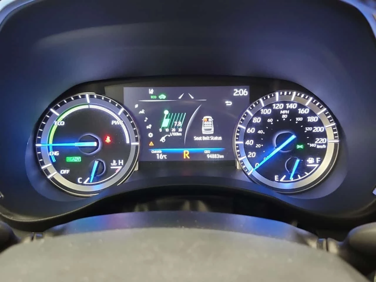 Toyota Highlander * Hybrid XLE * 2 КЛЮЧА * ПОДГРЕВИ * ДИСТРОНИК, снимка 8 - Автомобили и джипове - 54760121