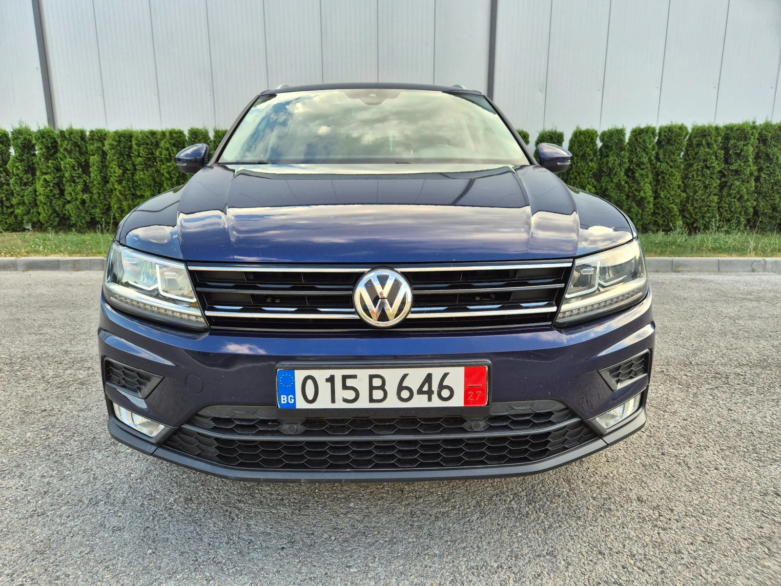 VW Tiguan 2.0TDI Avtomat Navi distronic 2017г., снимка 2 - Автомобили и джипове - 55072211