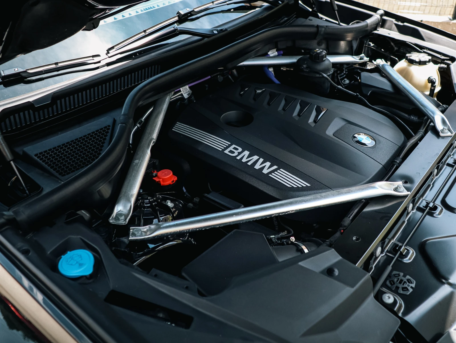 BMW X5 xDrive40i M Sport | INDIVIDUAL | Air | Laser | 360, снимка 13 - Автомобили и джипове - 55499803