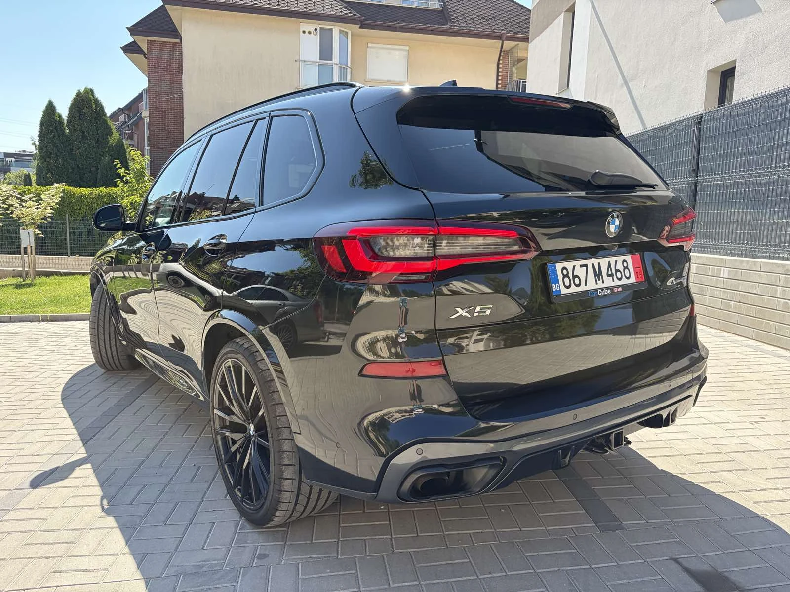 BMW X5 xDrive40i M Sport | INDIVIDUAL | Air | Laser | 360, снимка 3 - Автомобили и джипове - 55499803