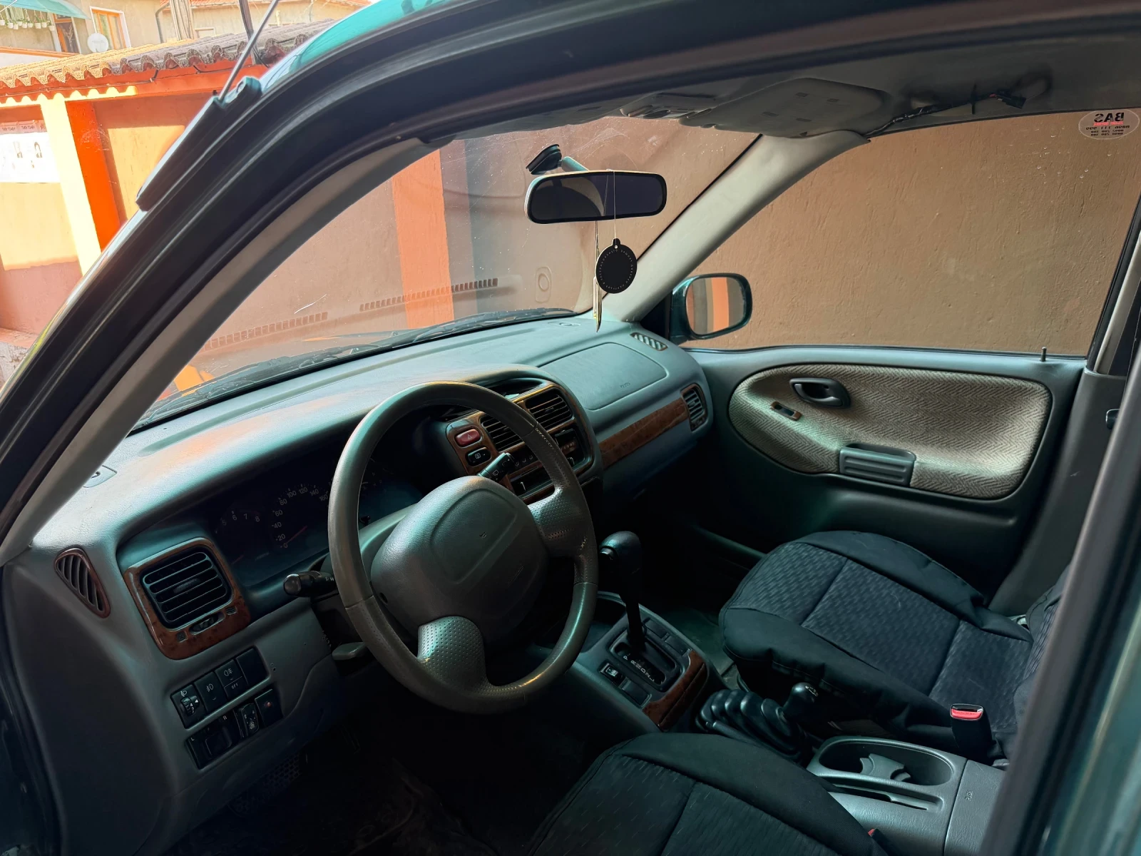 Suzuki Grand vitara 2.5 V6 144 hp., снимка 8 - Автомобили и джипове - 55778911