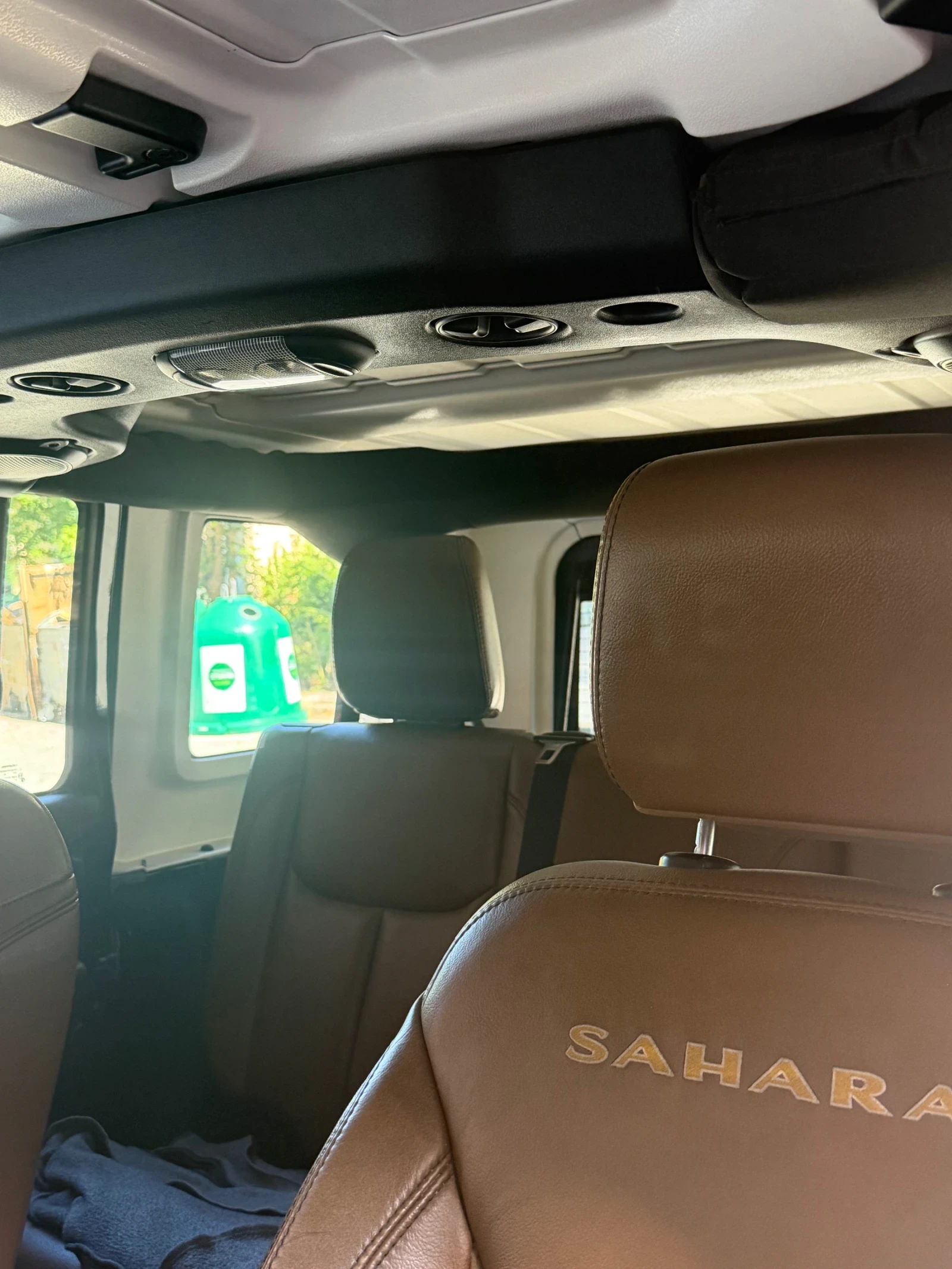 Jeep Wrangler JK Sahara 3.6 автомат, снимка 6 - Автомобили и джипове - 56128954