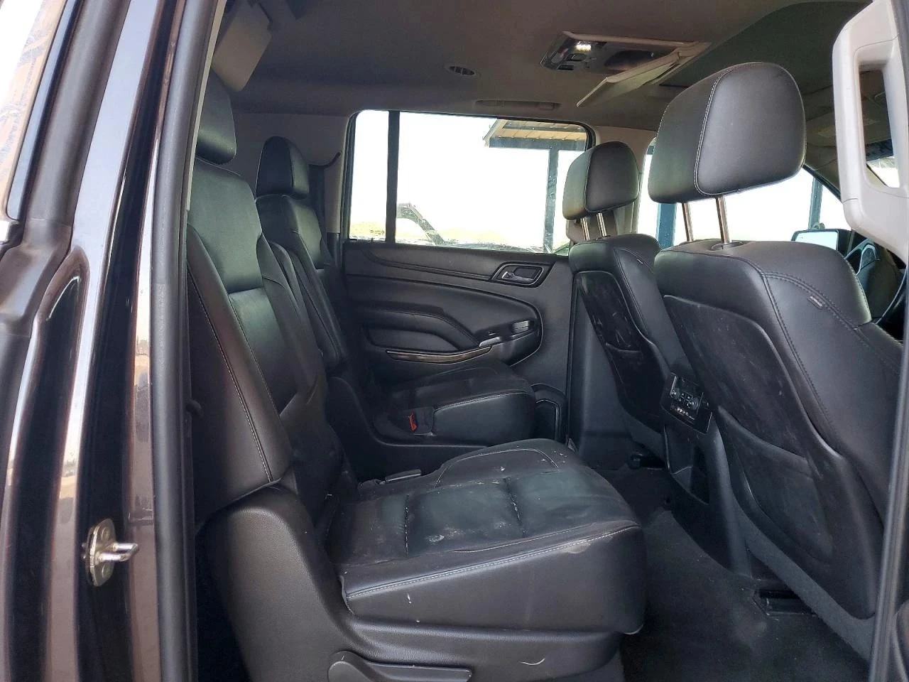 Chevrolet Suburban, снимка 11 - Автомобили и джипове - 56726908