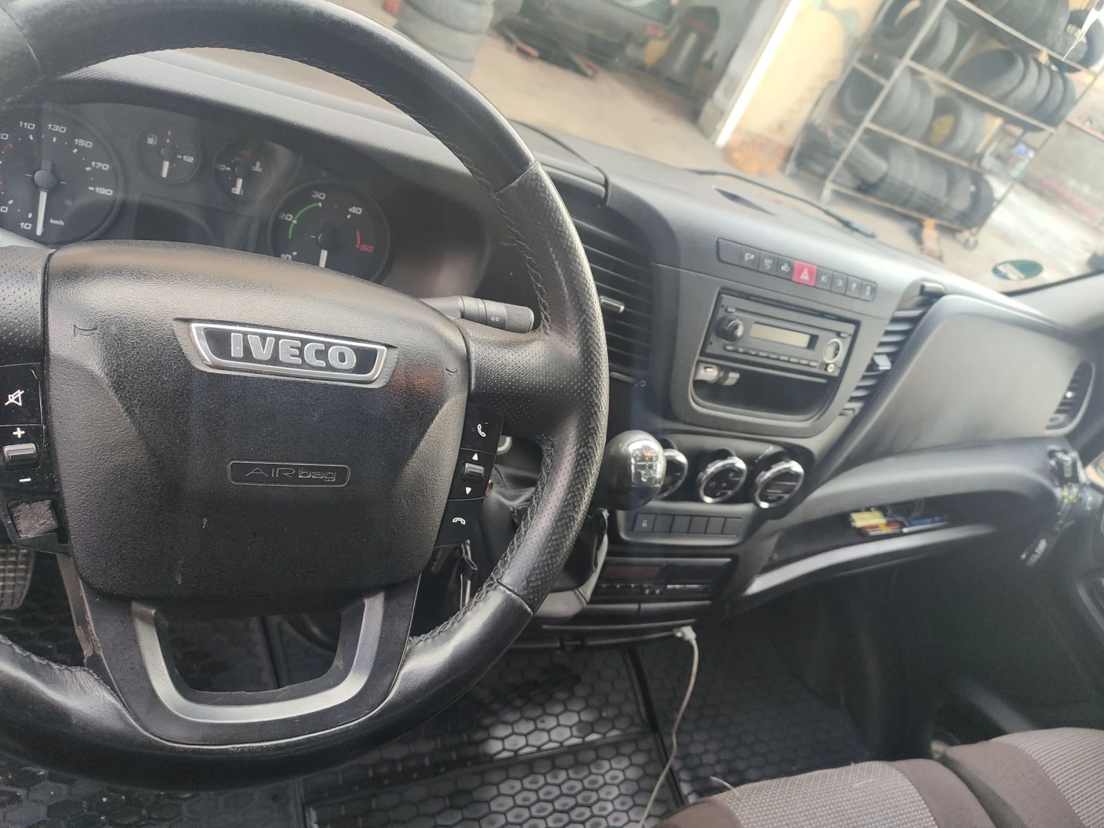 Iveco 35s15  - изображение 9