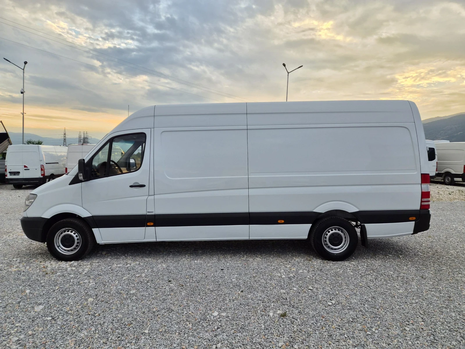 Mercedes-Benz Sprinter 319 CDI, Макси, Клима, Камера, снимка 2 - Бусове и автобуси - 55140419
