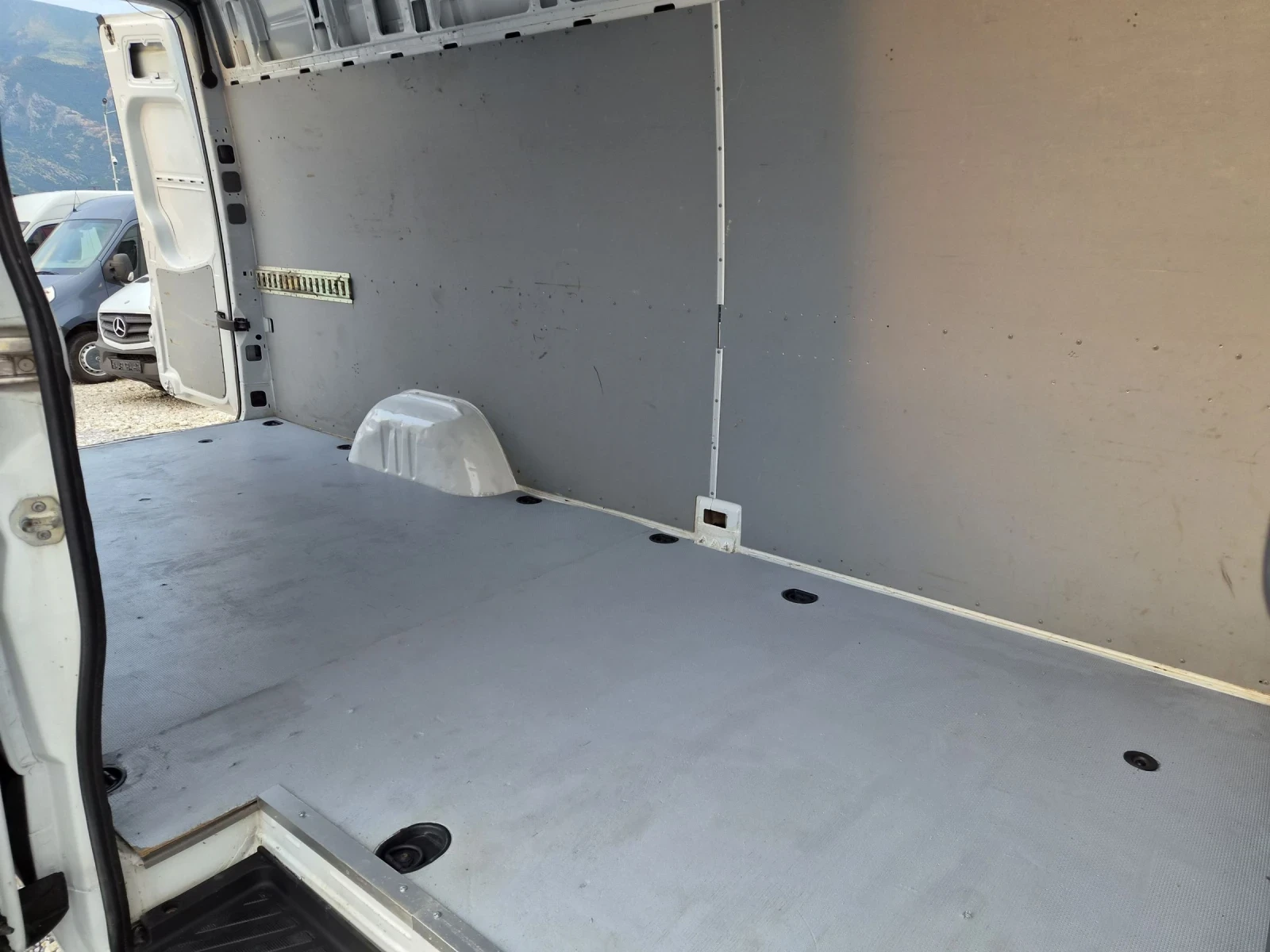 Mercedes-Benz Sprinter 319 CDI, Макси, Клима, Камера, снимка 9 - Бусове и автобуси - 55140419