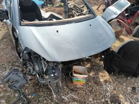 капак преден Ситроен Ц3 1.6Б