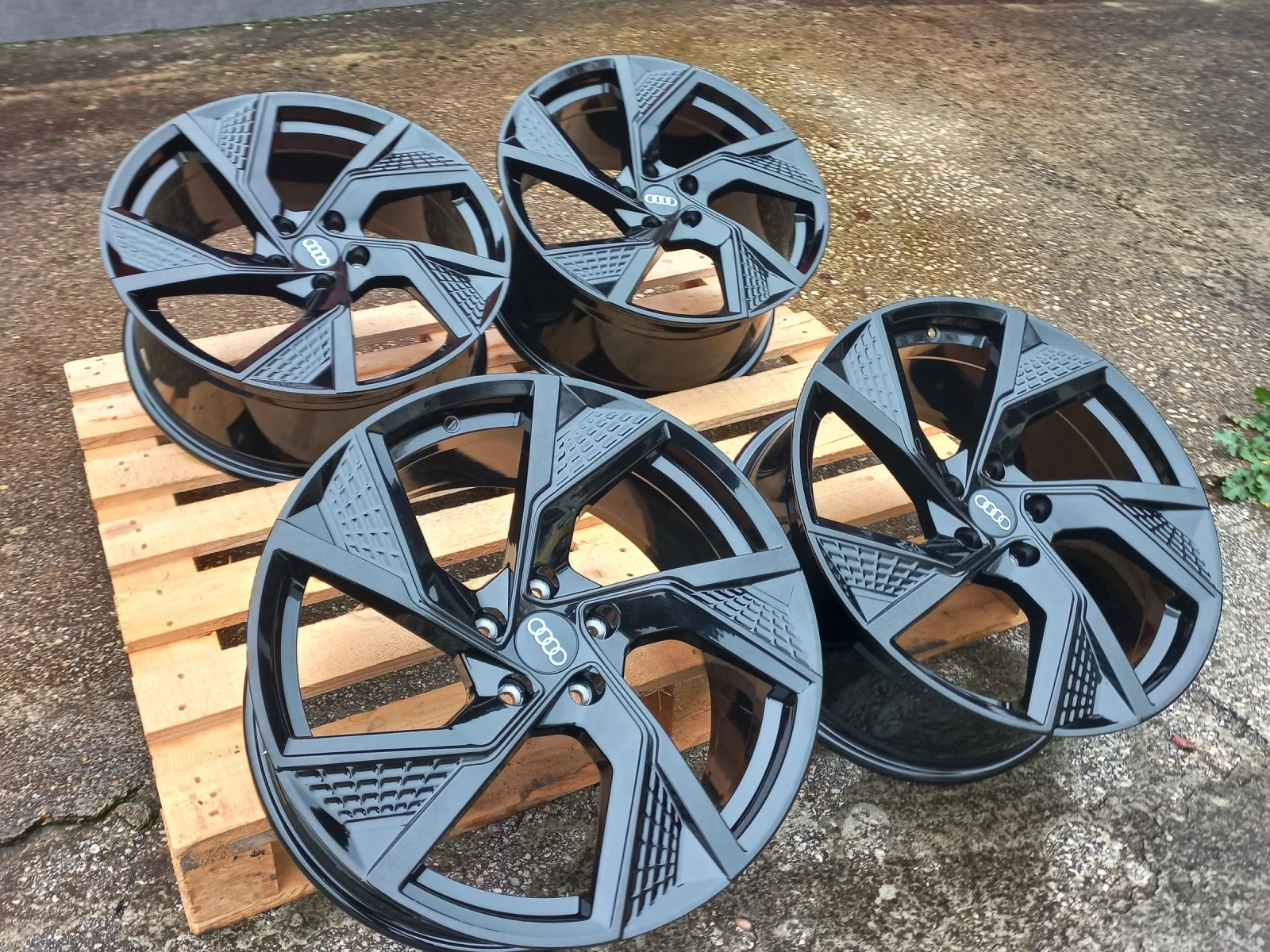 Джанти за Audi, снимка 4 - Гуми и джанти - 54090052