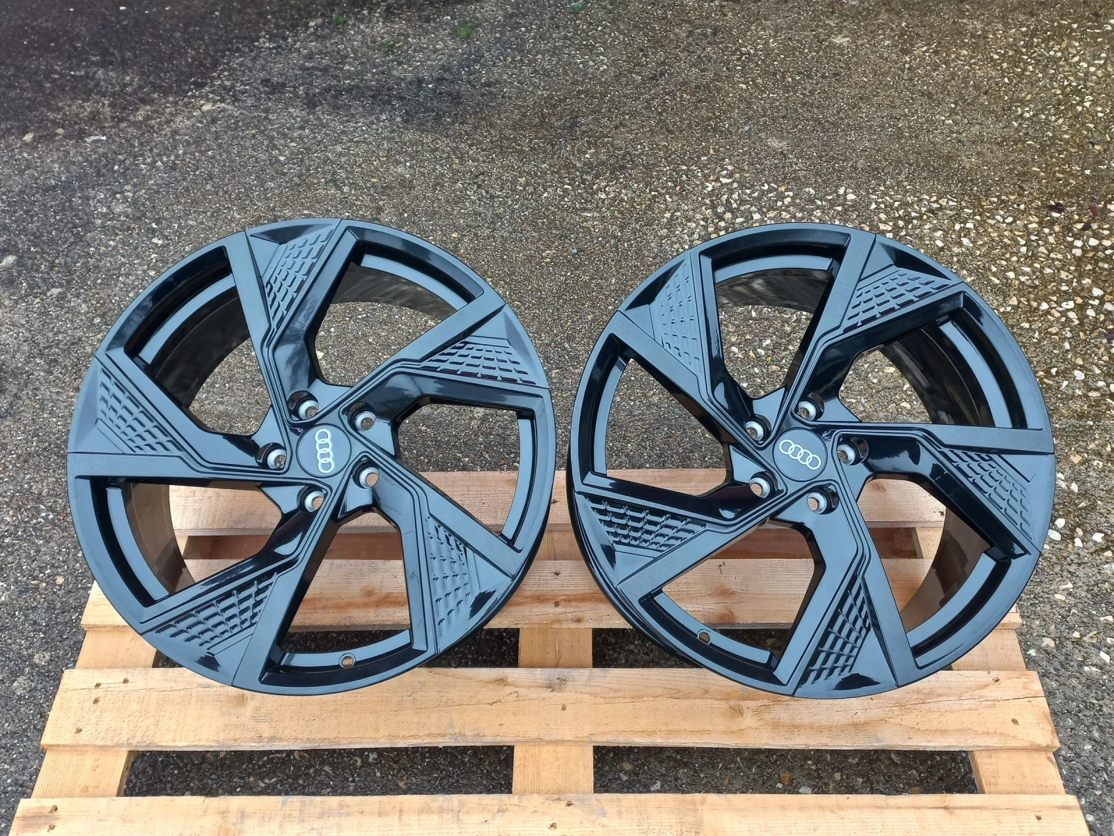 Джанти за Audi, снимка 5 - Гуми и джанти - 54090052