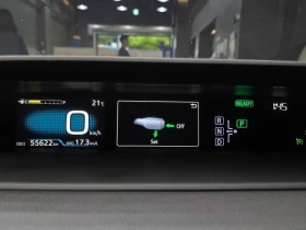 Toyota Prius 1.8 E| 121к.с.| ВКЛ.ТЕХНОТЕСТ, снимка 8