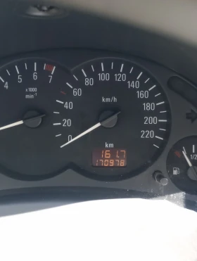 Opel Corsa Бензин, снимка 10
