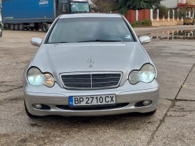 Mercedes-Benz C 220 2.2CDI * АВТОМАТИК * РЕГИСТРИРАН * , снимка 2