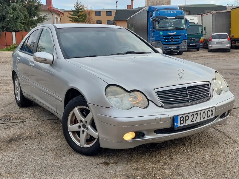 Mercedes-Benz C 220 2.2CDI * АВТОМАТИК * РЕГИСТРИРАН * , снимка 16 - Автомобили и джипове - 48076345