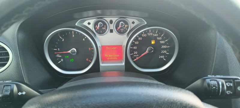 Ford Focus 1.6 TD NaVi, снимка 3 - Автомобили и джипове - 48285143