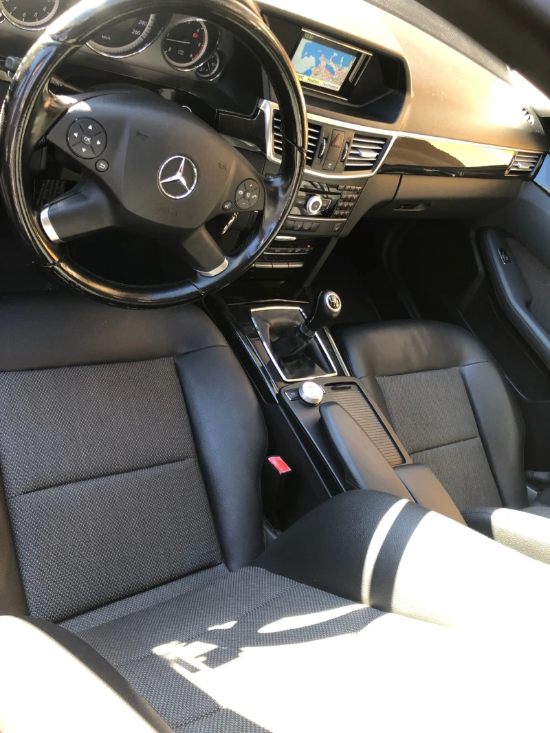 Mercedes-Benz E 250, снимка 7 - Автомобили и джипове - 48646875