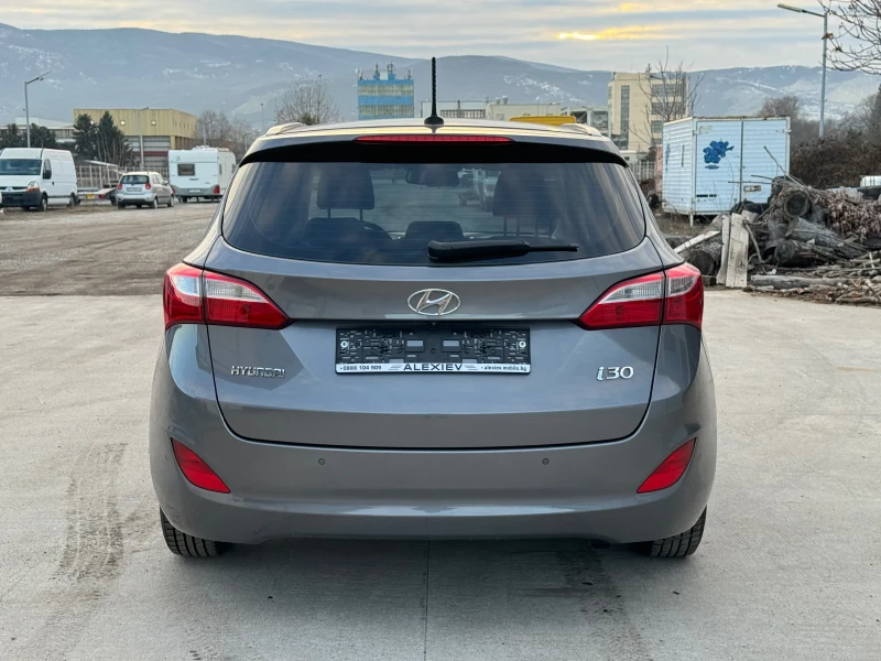 Hyundai I30 1.6CRDI 136к.с , снимка 5 - Автомобили и джипове - 48829908